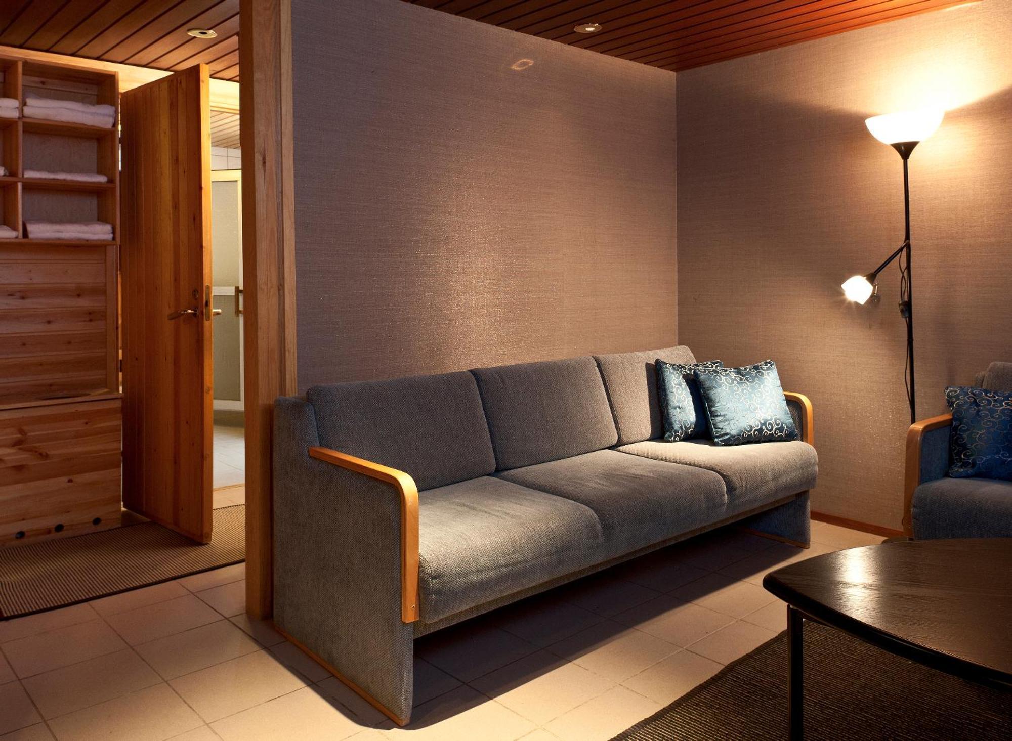 Aapiskukko Hotel Pälkäne Bagian luar foto